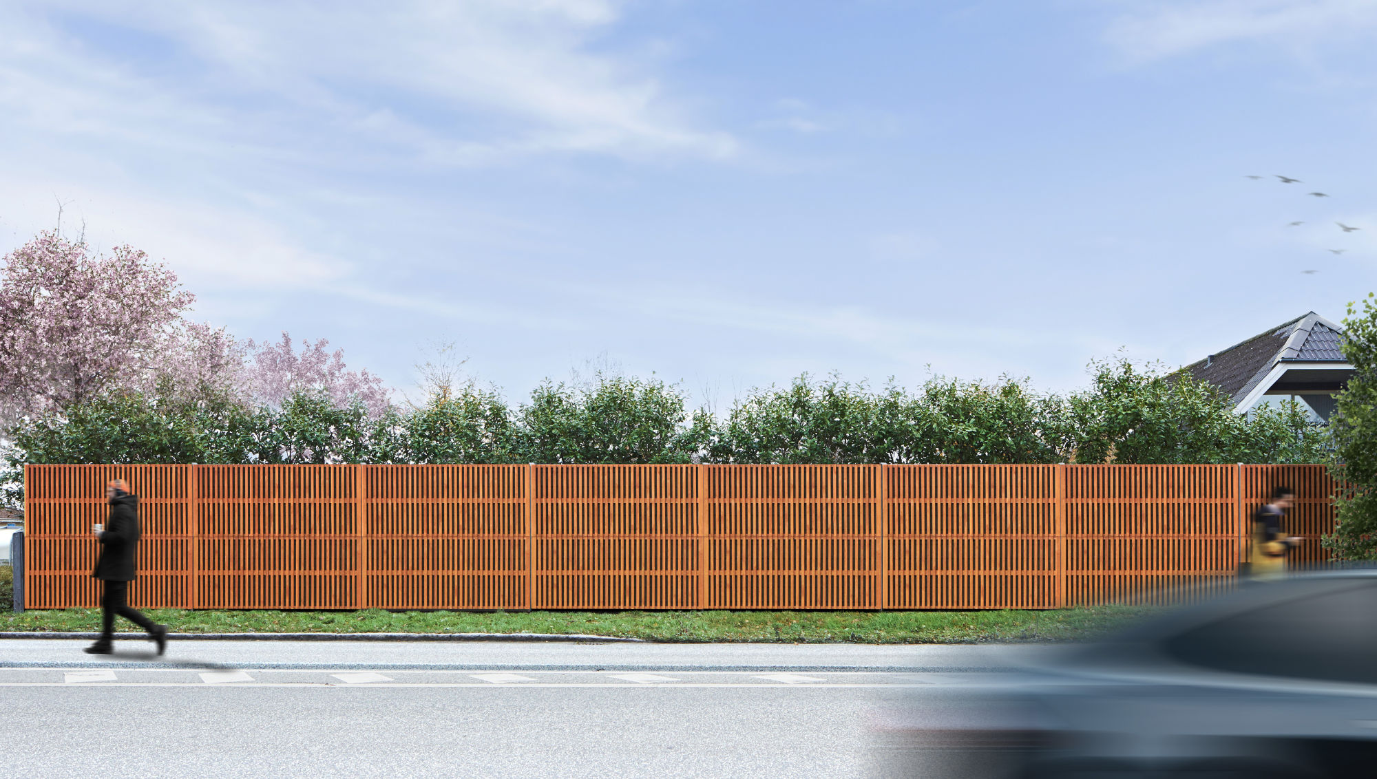 Noistop Essential Lärmschutzzaun mit schwarzem Rahmen, vollständig mit optionalen Holzpaneelen verkleidet. Ein Fußgänger geht vorbei, und ein Auto fährt vorbei.